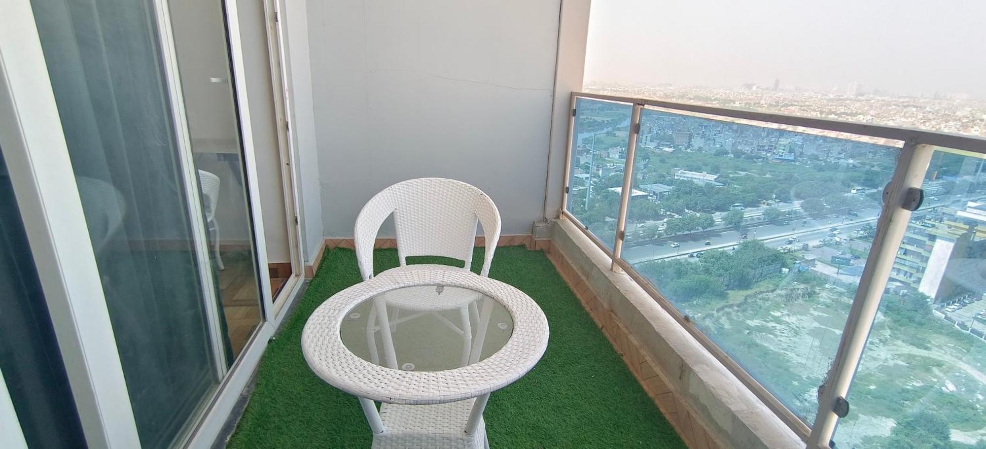 Aarohi Studio Hotels Ghaziabad Exterior photo