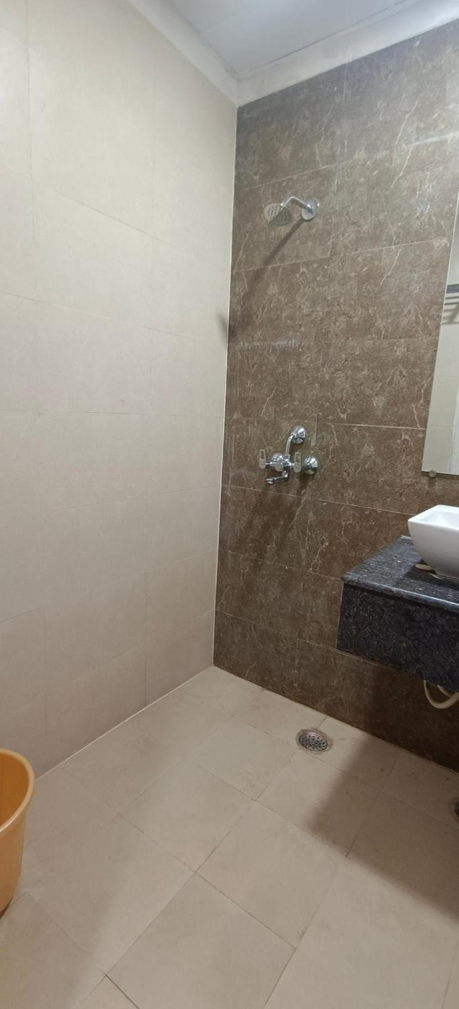Aarohi Studio Hotels Ghaziabad Exterior photo