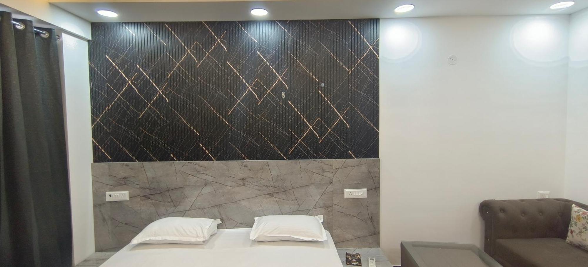 Aarohi Studio Hotels Ghaziabad Exterior photo